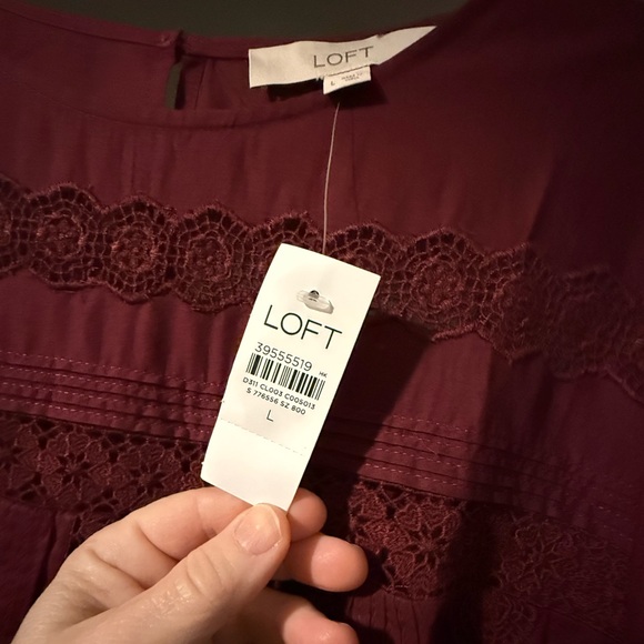 Loft Lace Trim Pintucked Blouse Longsleeve in Garnet size large NWT MSRP $80 - Picture 5 of 6